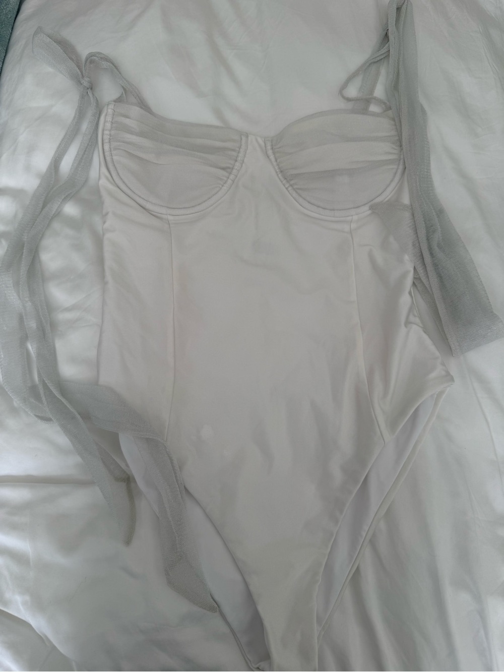 NWT Beach Riot Dede One Piece White Bow Swimsuit Size Women’s Large Bridal - Picture 4 of 7